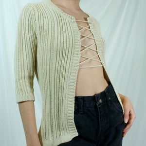 Cream knit style cross-criss short sleeve sweater